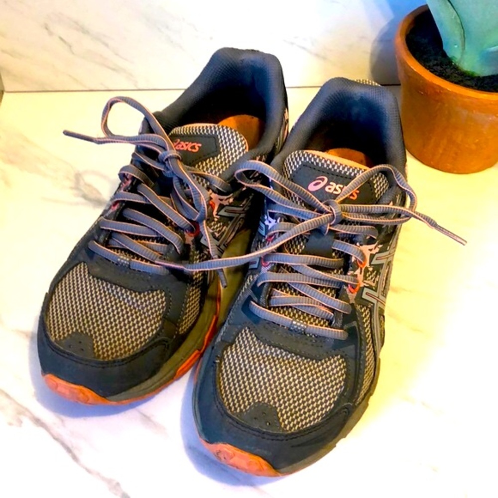 ASICS-Gray & Coral Orange Athletic Running Shoes-Size 9